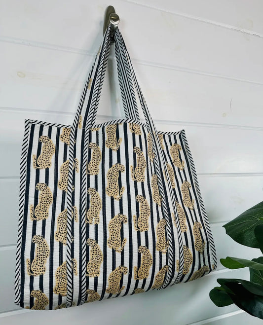 Quilted Tote Bag | White/Black Tiger