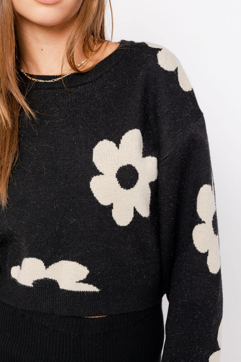 Trendy Evolve Flower Sweater